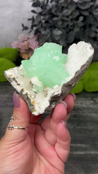 Green Apophyllite & Stilbite on Chalcedony